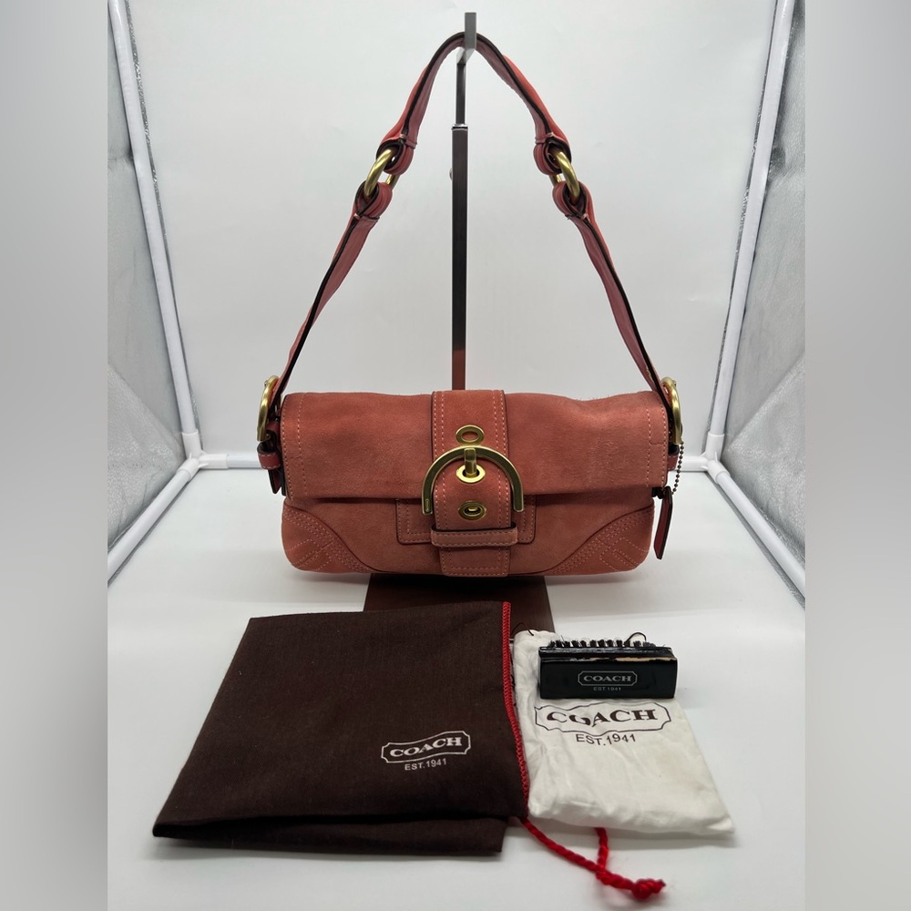 COACH 8A18 VINTAGE Y2K Soho Demi Flap Salmon Pink Suede Shoulder Baguette Bag